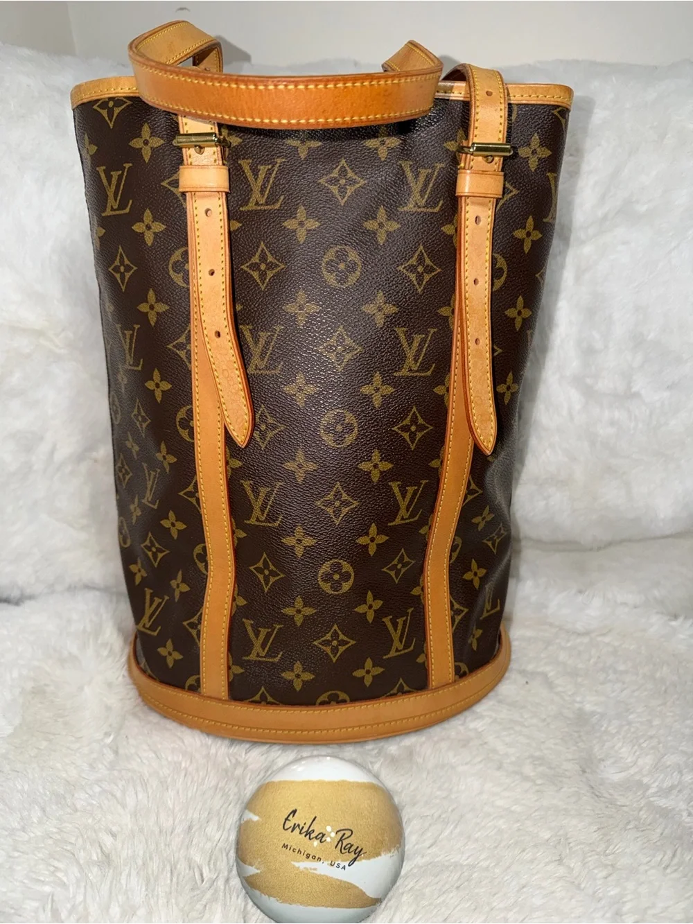 Louis Vuitton Monogram Bucket Bag GM- GREAT CONDITION
